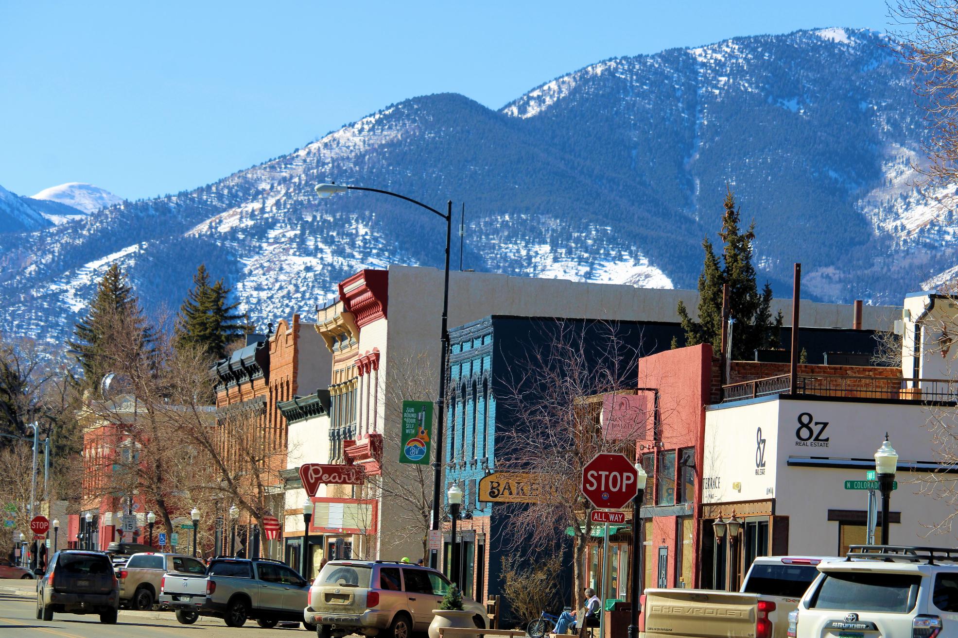 Buena Vista vs. Salida: Which Mountain Town Fits Your Lifestyle?